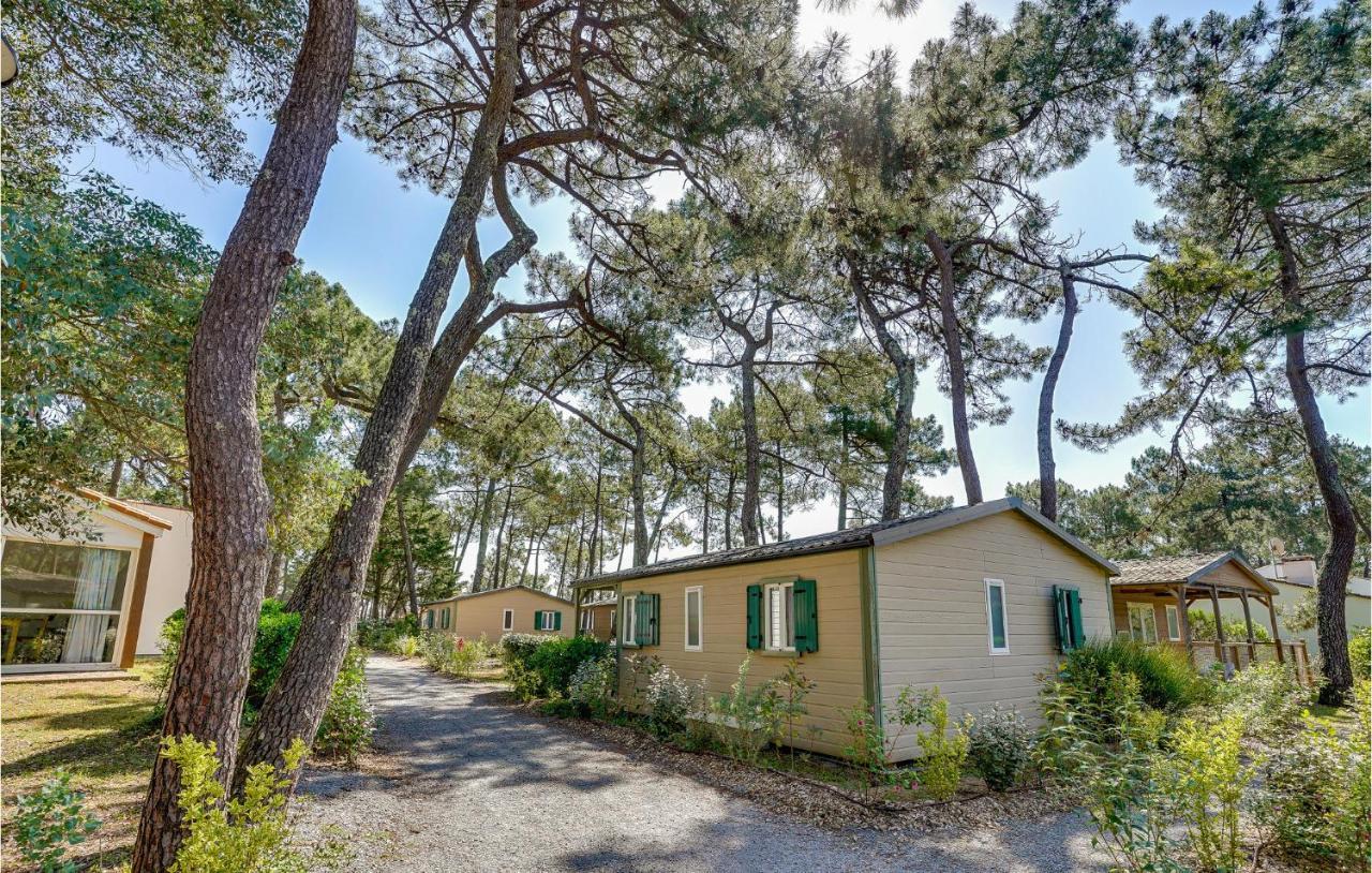 Lovely Home In La Faute-Sur-Mer With Wifi Exterior photo